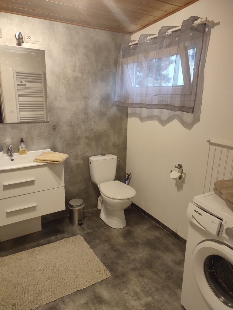 chalet beziers bathroom